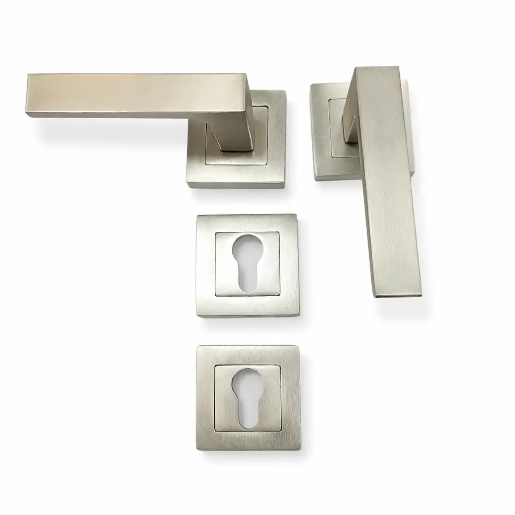 طقم اكر منفصل فضي